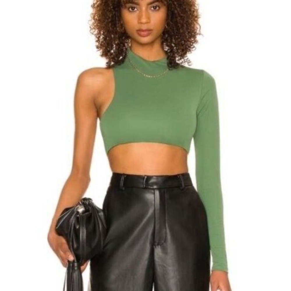 nwt CAMILA COELHO Asymmetrical Single Sleeve Crop Top in Kelly Green